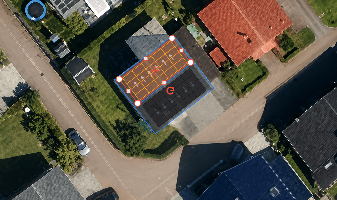 LYNKOS PV-Planung auf Orthophoto mit platzierten Modulen